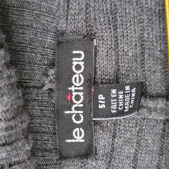 Le Chateau Cowel Neck tunic - Picture 3 of 6